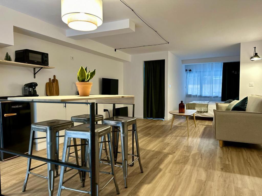 Apartamentos En Urzaiz, 比戈 外观 照片
